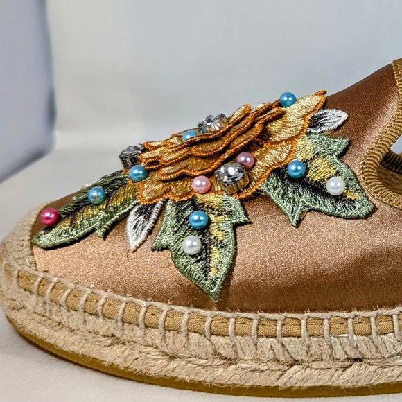 NWT Floral Embroidered Espadrilles with Beaded Embellishments, Kanna Size EU 37 - Picture 11 of 14